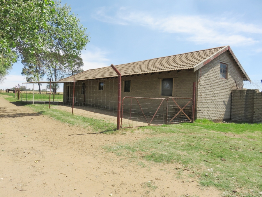 To Let 3 Bedroom Property for Rent in Lake Deneysville AH Free State